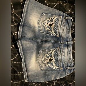 Stylish Embroidered Women's Blue Denim Shorts